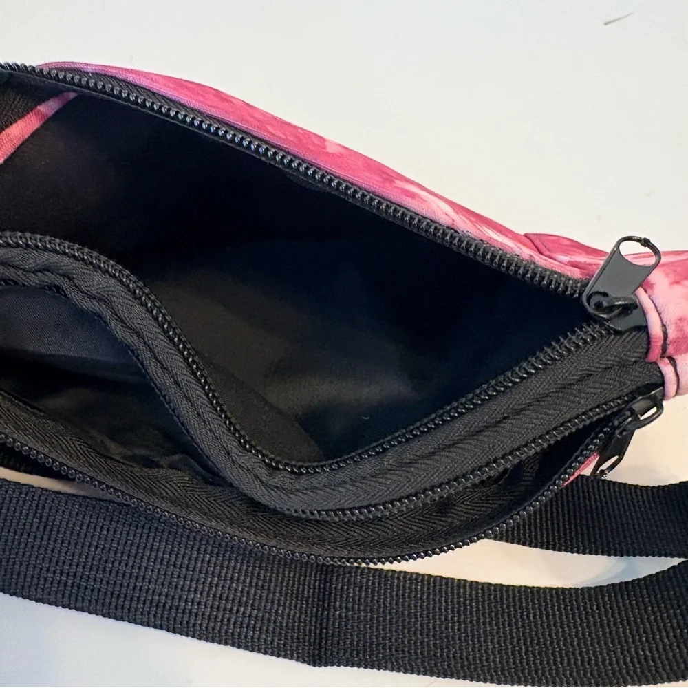 Jessica Simpson Pink Tie-Dye Running Waist Pack with Phone Window
